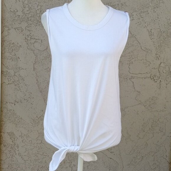 White Sleeveless Top - Picture 1 of 8